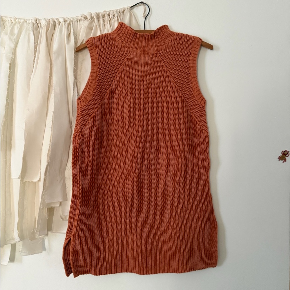 Eight Eight Eight Cotton Turtleneck